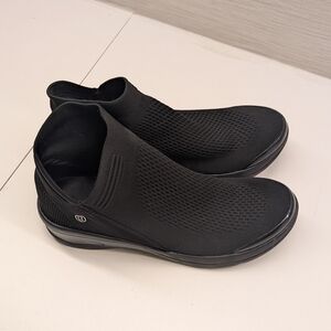 Bzees Black Slip-On Women's Sneakers